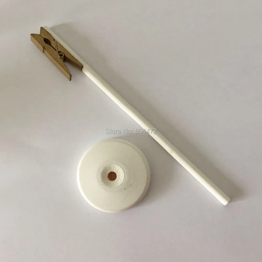 (10 шт./лот) золотые Мини Деревянные прищепки на белой подставке с номером карты