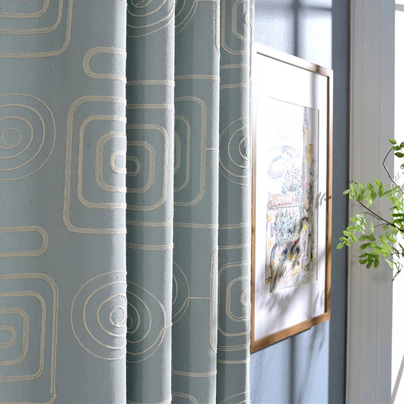 Тканевые занавески для спальни затемняющие шторы с вышивкой современные на окна