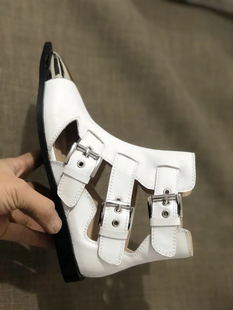 Крутые мотоботы с заклепками в британском стиле Sandalias Mujer модные женские туфли