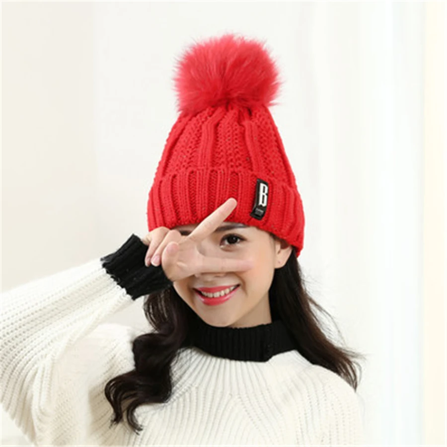 Новый популярный логотип B письмо маркировка с бархат теплой зимы шляпу