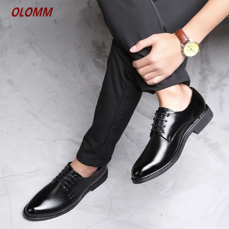 

2021 Oxford Shoes For Men Office Shoes Patent Leather Business Dress Shoes Men Flats Zapatos Hombre Black Derby Shoes
