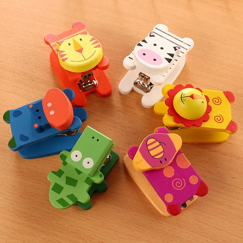 Милый мультяшный мини-степлер для дерева 1 шт. Карманный ручной степлер