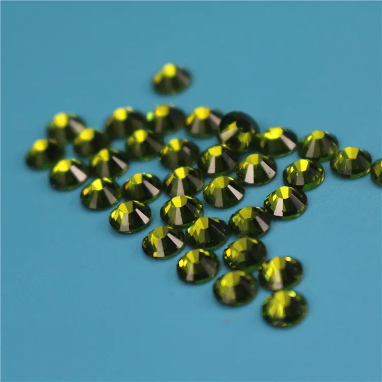 Hot fix Nail stone Olivine Dresses crystal Rhinestone applique trim SS16 1440pcs Hat clothes Art Decorations craft | Дом и сад