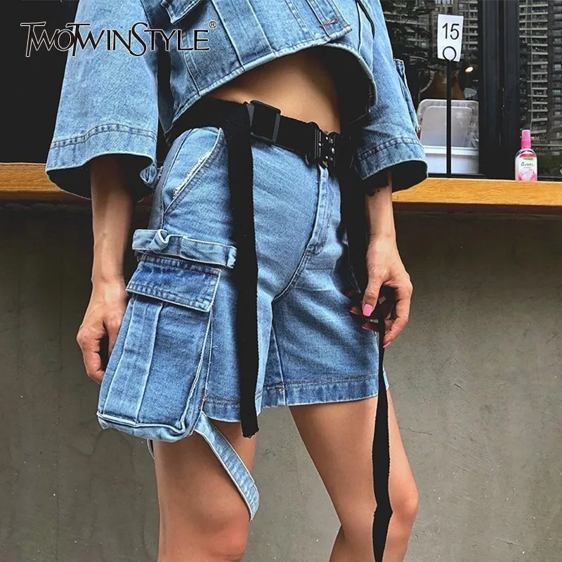TWOTWINSTYLE корейские джинсовые шорты женские с высокой талией Асимметричные