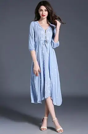 Женское платье с вышивкой Clobee длинное винтажное в стиле бохо треугольным вырезом