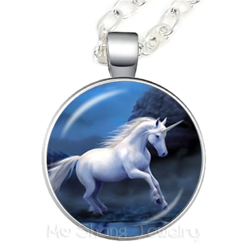 

Unicorn 25mm Glass Cabochon Necklace White Horse Pendant Fashion Pegasus Jewlery For Men Women Sweater chain Gift
