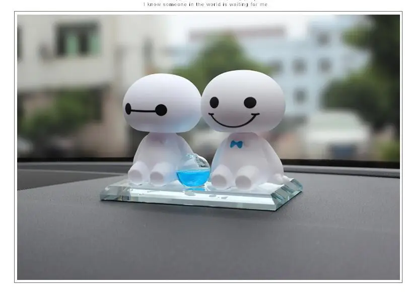 Baymax украшение автомобиля Экспрессия креативная милая кукла качающаяся голова украшение подарок ювелирные изделия Весенняя качающаяся голова кукла подарок