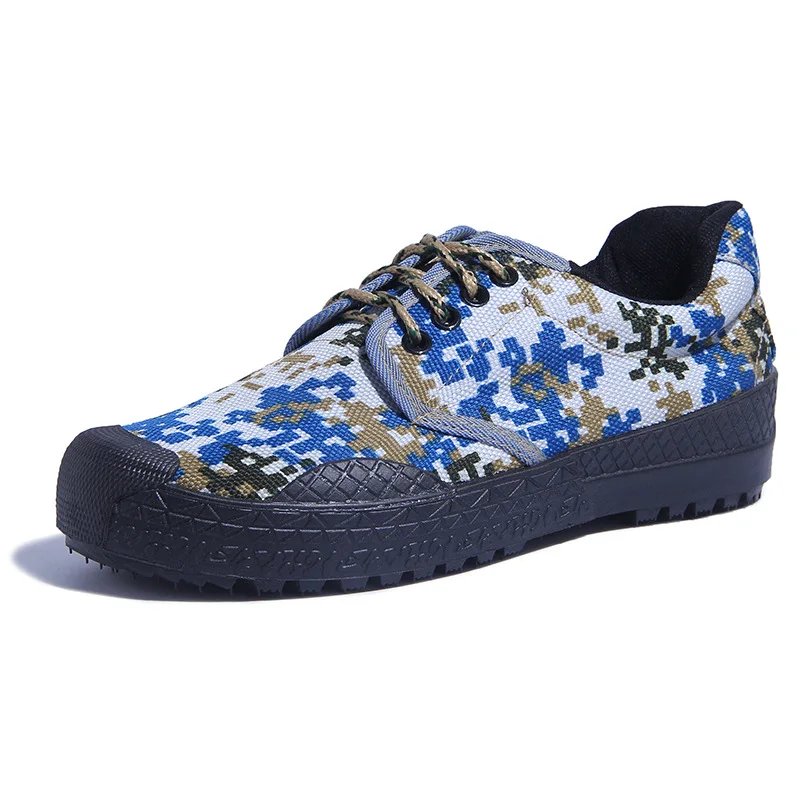 

Outdoor Tactical Sports Shoes for Men Military Training Flats Camouflage Men Casual Shoes Site Laborers Slip Wear Canvas Shoes