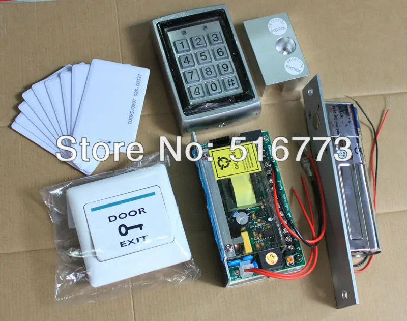 Карта радиочастотной идентификации с замком источником питания картами