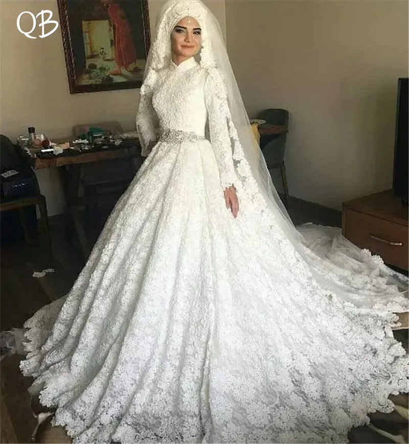 

Ball Gown Bridal Dress Vintage Muslim Plus Size Lace Long Formal Wedding Dress ZD05