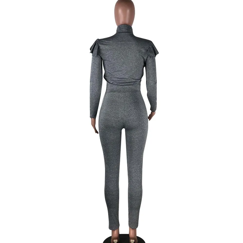 Женский костюм с длинным рукавом на молнии открытым гофрированным плечом