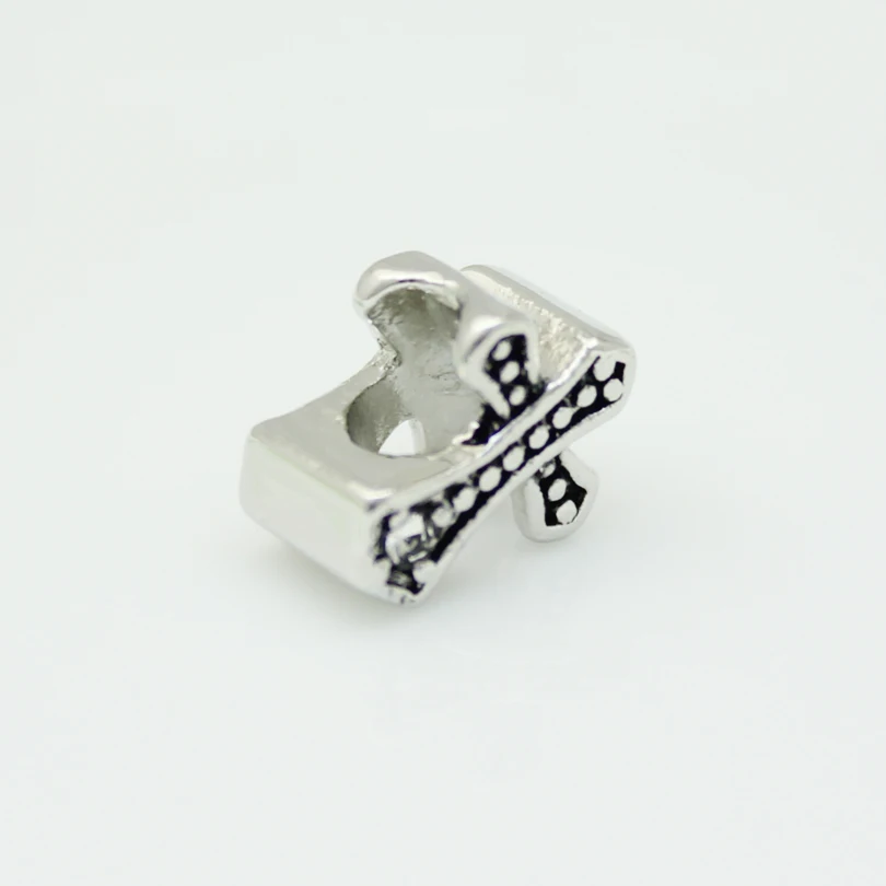 Слайд шарм Оптовая Бесплатная доставка белый кристалл Claddagh Ирландский Крест
