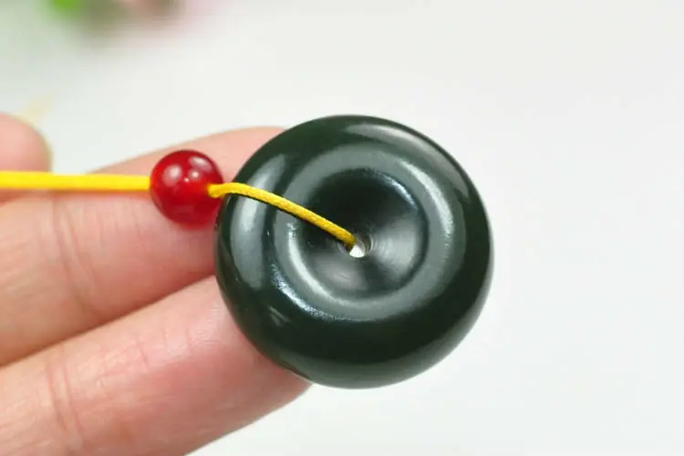 Высококачественные Синьцзян Хотан мира пряжкой в suet класса Цин Подвески Для