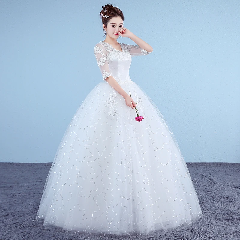 Платье на свадьбу красное/белое с коротким рукавом шнурках простое треугольным