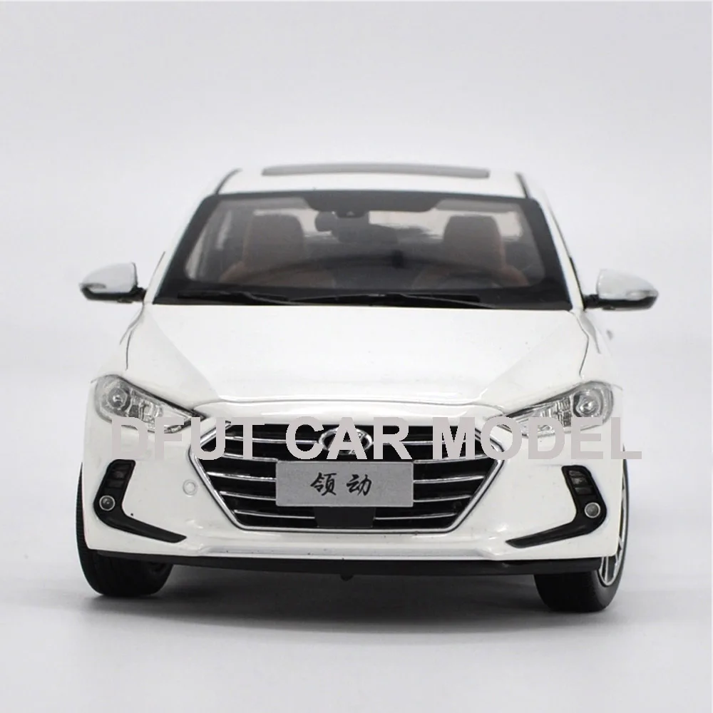 Масштаб 1:18 игрушечные автомобили Hyundai elantra из сплава модель автомобиля детские оригинальные авторизованные