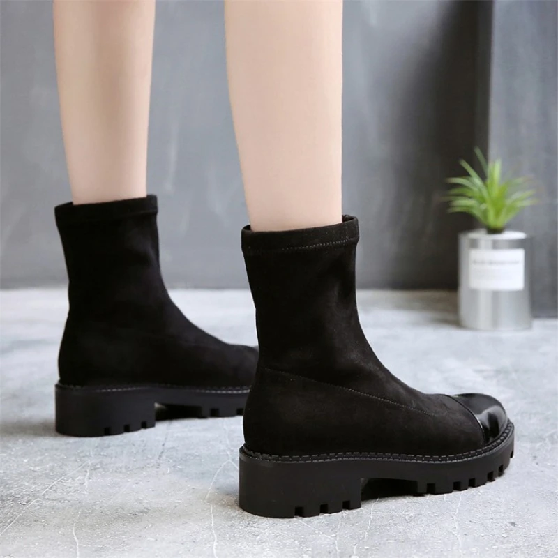 Женские ботинки без шнуровки Осенние на плоской платформе Женская обувь из