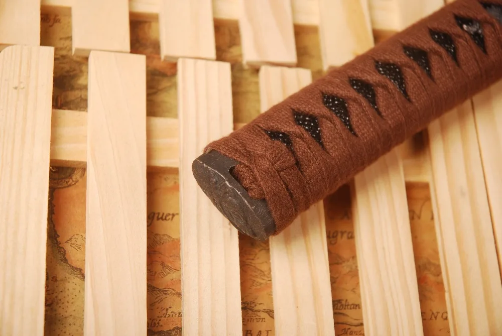Изящная и классическая ручка Tsuka для японского меча Wakizashi коричневый шелк Ito