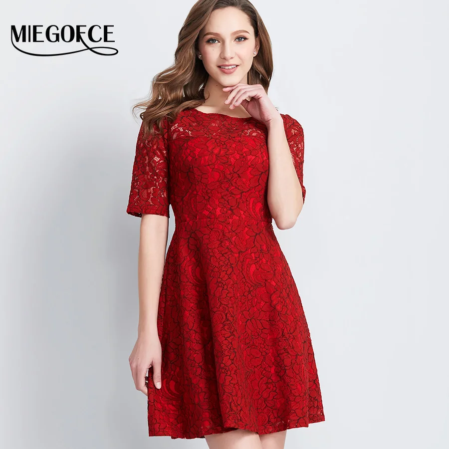 Новая коллекция от MIEGOFCE Нарядное платье Кружевное женское имеет круглую шею