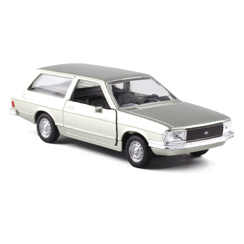 Ford Belina II 1981 Моделирования 1:43 Винтаж Ford Chevrolet Alfa Romeo модель автомобиля сплава литья под давлением игрушка модель автомобиля Cars и - Цвет: Ford Belina II 1981