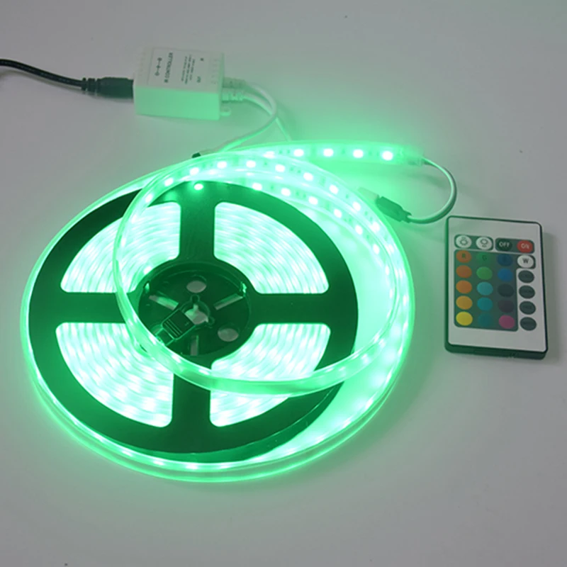 Водонепроницаемая светодиодная лента 5050 RGB 5 метров 300 SMD5050 (60 светодиодов/м) DC 12 В +