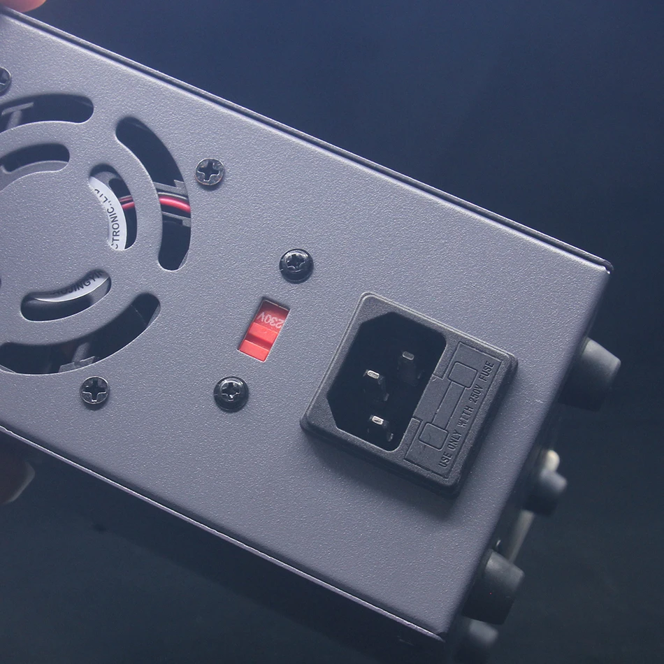 СВЕТОДИОДНЫЙ Цифровой Регулируемый источник питания постоянного тока chuilian CLK3010D