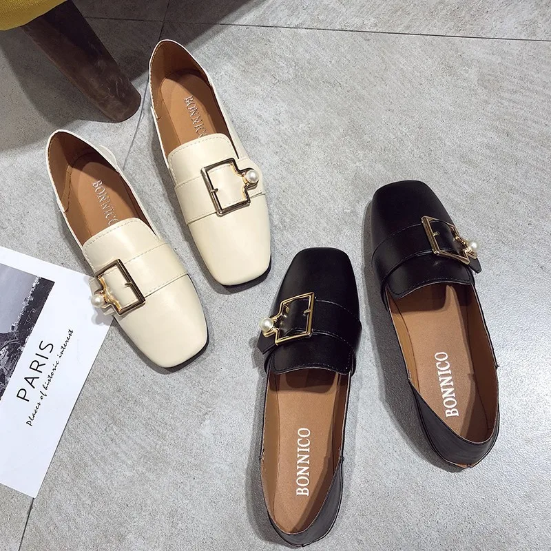 Женские туфли на плоской подошве блестящие без застежки для студенток мужские