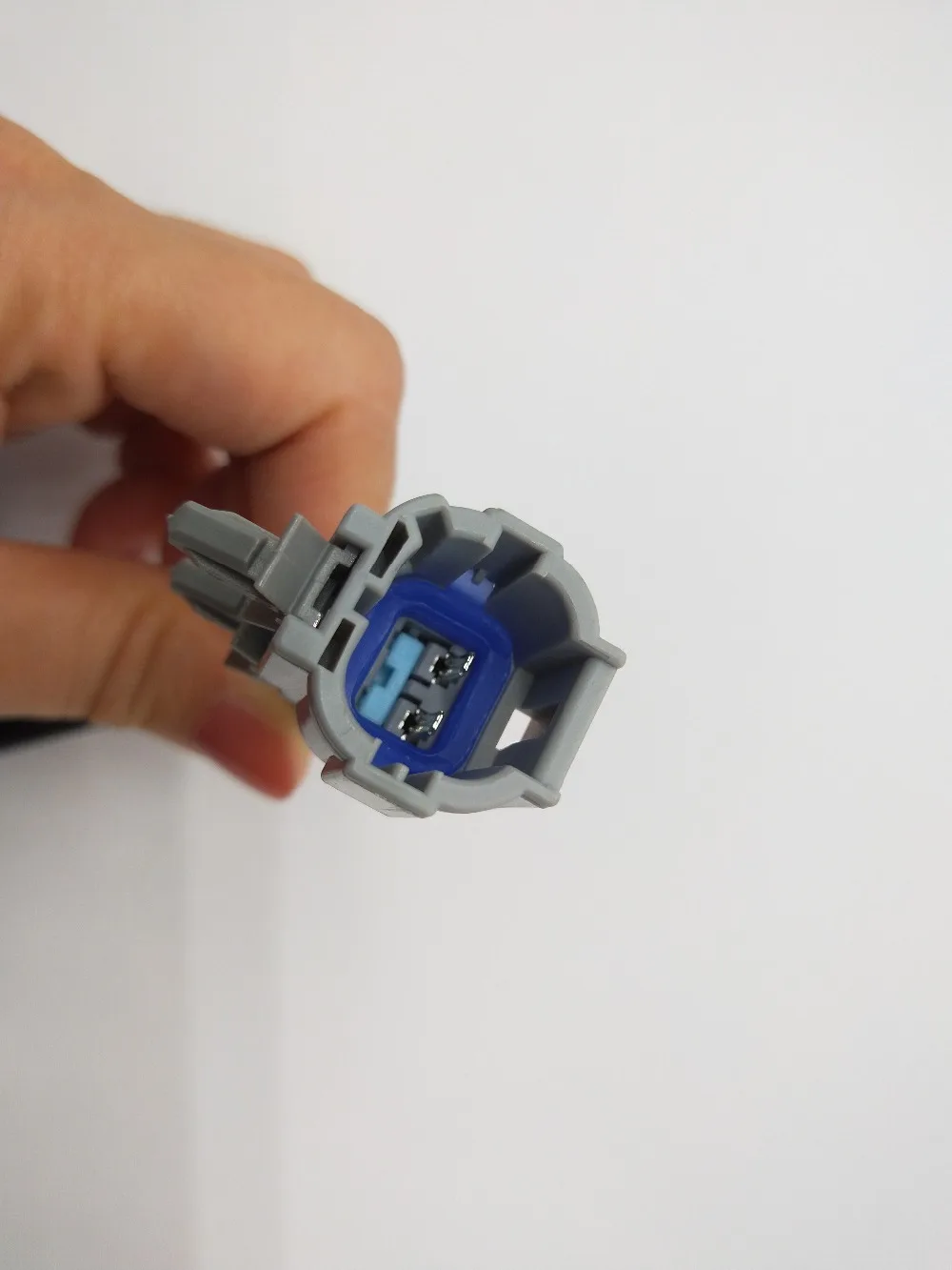 Датчик скорости колеса SMD ABS задний правый 47900EB300 для Nissan Navara D40 OEM 47900 EB300 47900-EB300 |