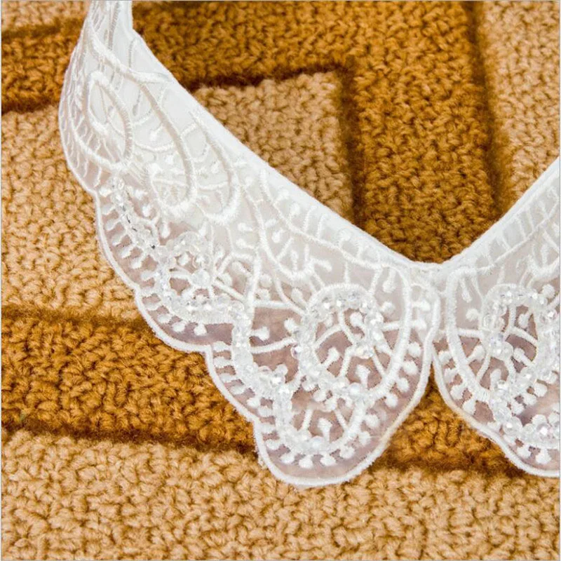 Новое поступление модная рубашка с белым жемчугом на весну и осень кружевной