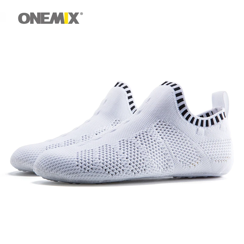 Onemix 2022 Beach Sandals Slip-On Slippers Environmentally Friendly Light Cool Breathable Walking Shoes Slipper Socks Lndoor