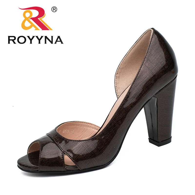 ROYYNA/новые стильные женские туфли-лодочки; женская обувь с закрытым носком; женские свадебные туфли на высоком каблуке; Удобный светильник; размеры 5,5-8,5;