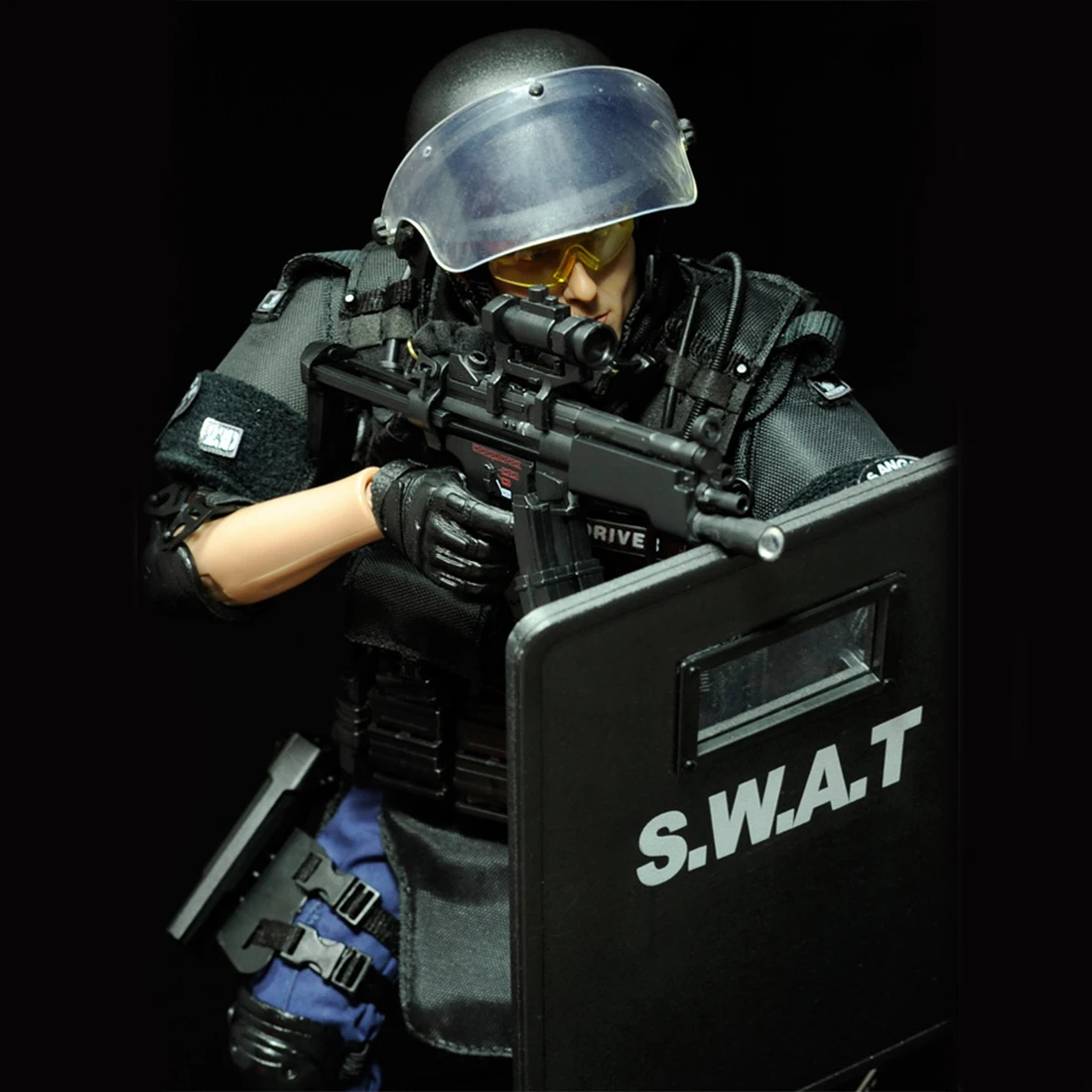 

30cm 1:6 Realistic Solider Military Model Toy Gift With Movable Joint For Children Model Action Figures Toy New - Shield Player