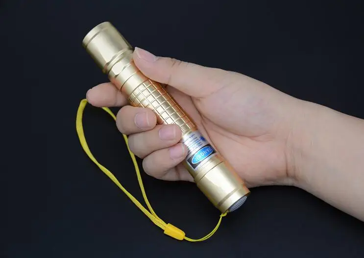Зеленая лазерная ручка Портативный 532nm Lazer 10000 м высокая мощность светодиодный