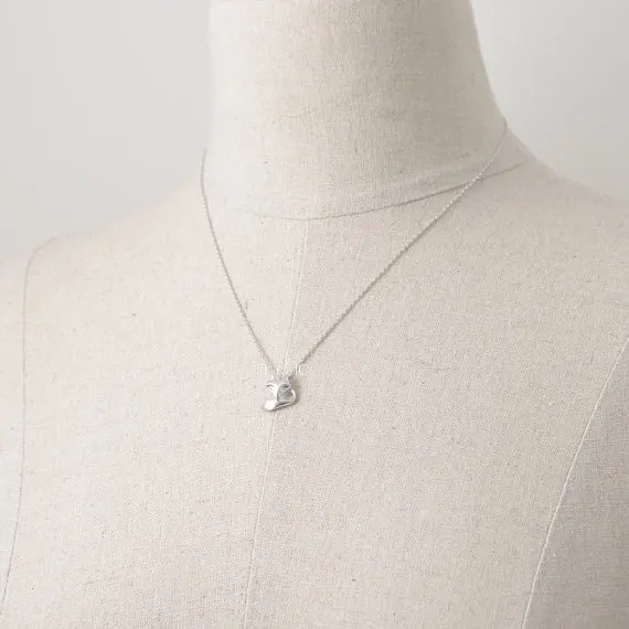 

Daisies One Piece Pendant Necklace Gold Silver Fox Tale Necklace Animal Necklace For Girl Women