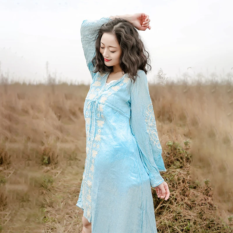 Новая вышивка с веревкой свободные большие размеры платье v-образным вырезом Aline