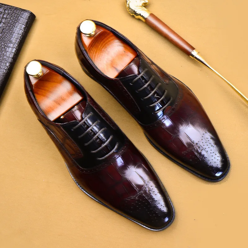 

2019 Brock Leather Carved England Dress Groomed Pointed Toe Shoes Brand Men Oxfords Wedding Party Brogue Shoes