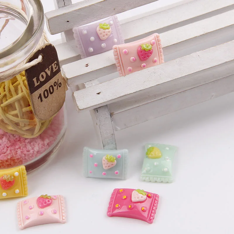 

50pcs Candy Strawberry Design Mix color Resin flatback cabochon phone hairpin headware 14*20mm