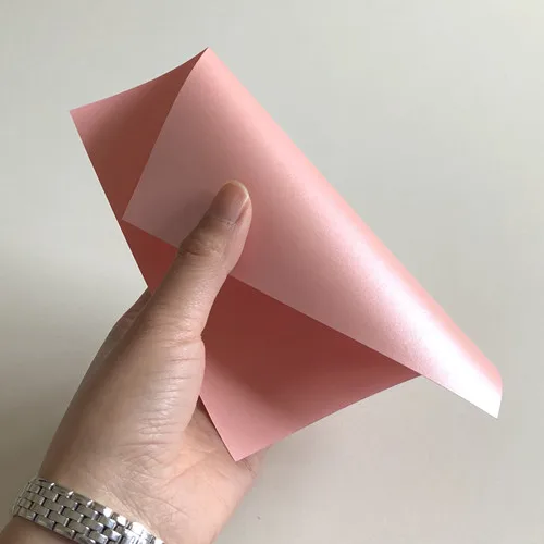 DIY свадебные конфетти конус бумаги 50 штук 15*15 см тонкий - Цвет: Pink