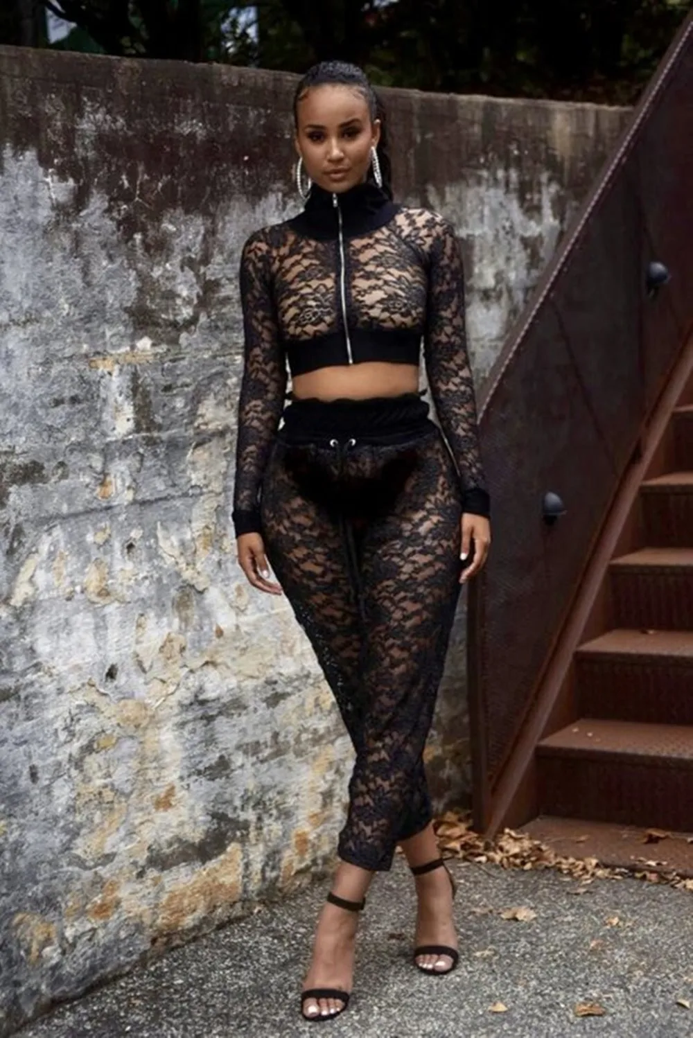 Сексуальный ажурный кружевной лоскутный короткий топ на молнии со штанами