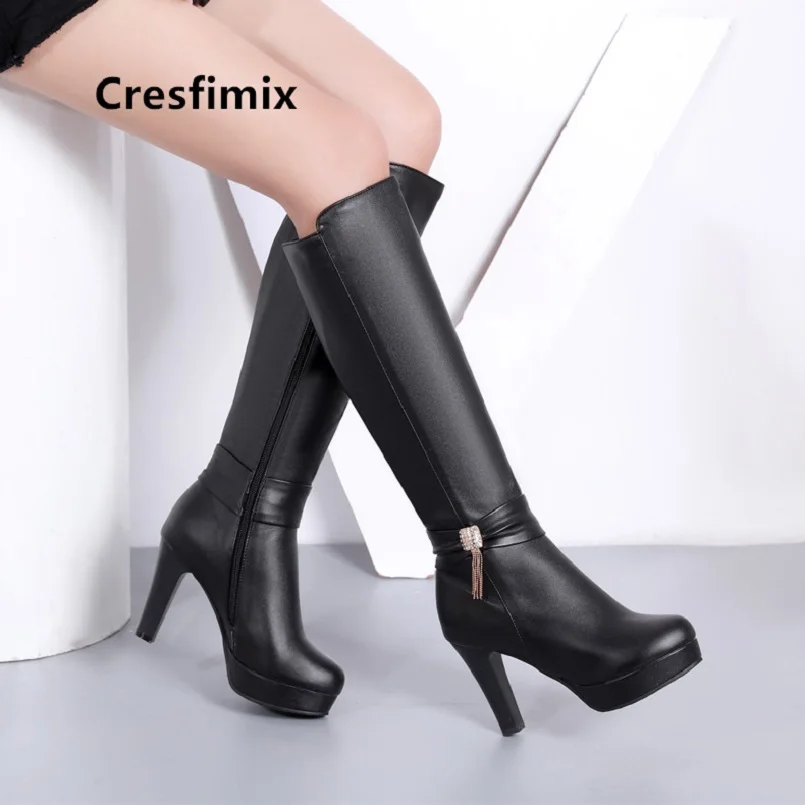 

Cresfimix Frauen/модные женские ботинки на высоком каблуке высокого качества; Сезон осень; Ботинки на высоком каблуке размера плюс; Милые женские зимние ботинки черного цвета; a6014