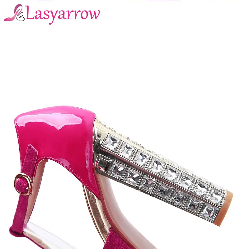 

Lasyarrow Sexy Shoes Women Kid Suede Gladiator Sandals Women Thick High Heels Open Toe Platform Ladies Shoes T-strap Rome RM539