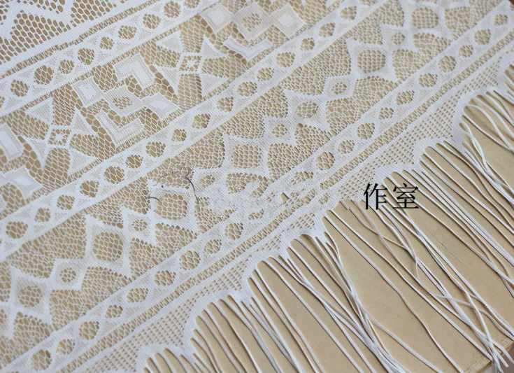 Кружевная ткань с ресницами длина 70 см черная белая вышивкой кисточками бахромой