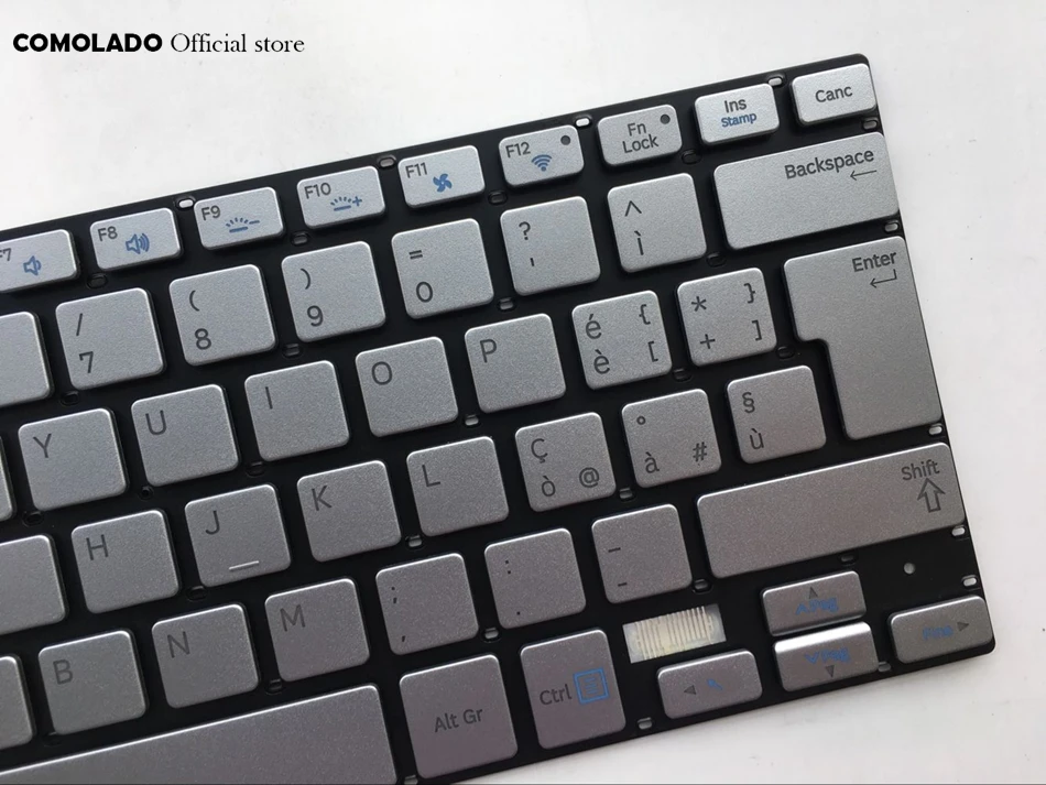 Итальянская клавиатура для Samsung 730U3E NP730U3E 740U3E NP740U3E Серебристая Клавиатура