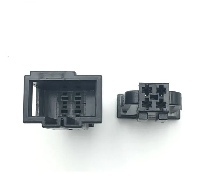 

4 Pin/Way 1.5series Car Taillight Plug Auto Electrical Connector STECKER For AUDI VW SKODA 3B0972722 3B0972732