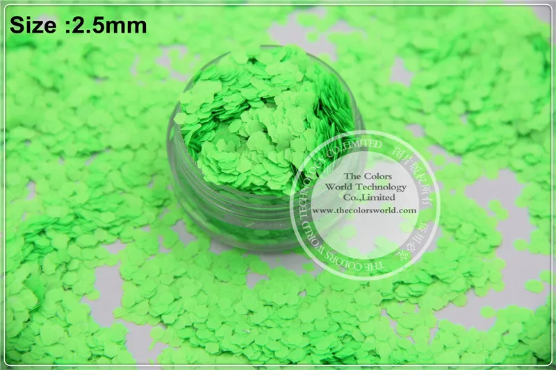 

TCF501 Neon Green Colors 2.5mm size solvent resistant glitter for nail Art nail Polish or other DIY decoration