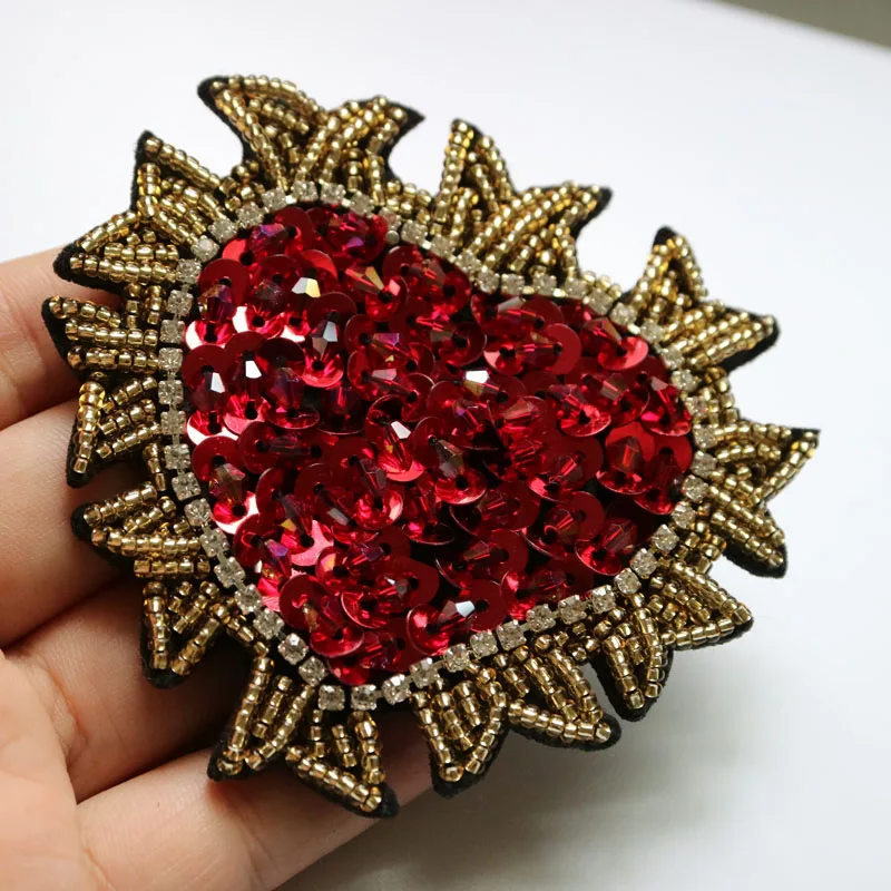 Модные стразы украшенные бисером в форме сердца нашивки для одежды 3D вышивка