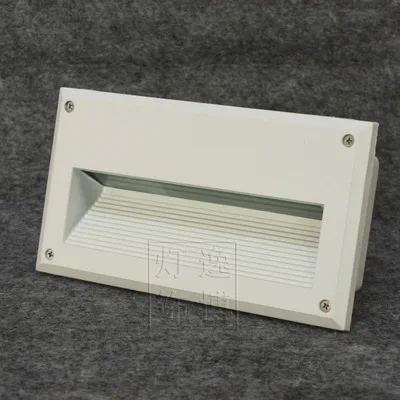 Алюминиевая уличная Водонепроницаемая угловая лампа утопленная для лестницы и