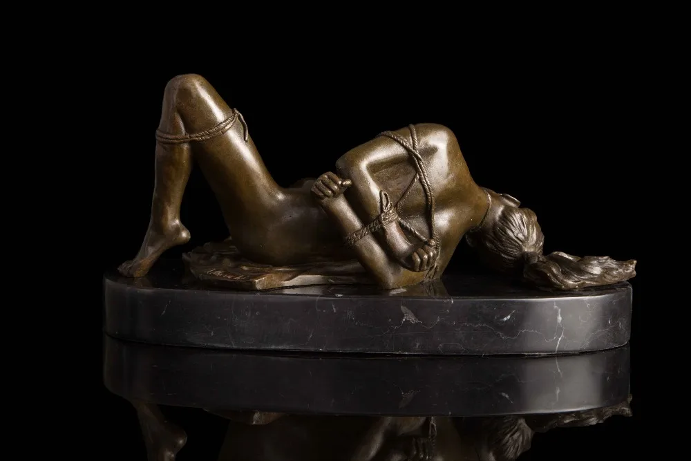 ATLIE бронзы сексуальный рабский Связывание девушка Обнаженная Бронзовая