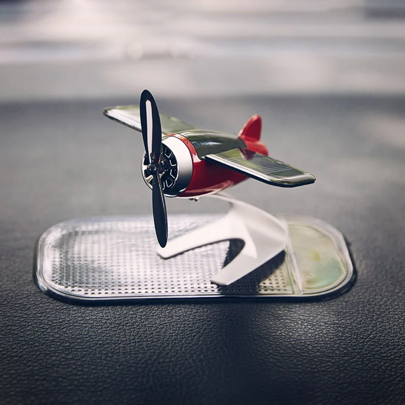 Автомобиль на солнечных батареях легированная модель самолета орнамент с