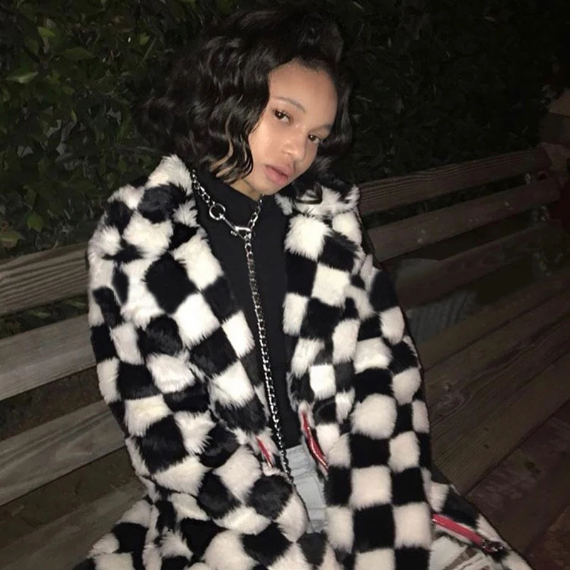 Зимние женские пальто оверсайз из искусственного меха брендовые клетчатые шубы