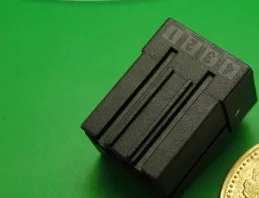 

J21SF-04V-KX-L Housings black color Connectors terminals housings 100% new and original parts